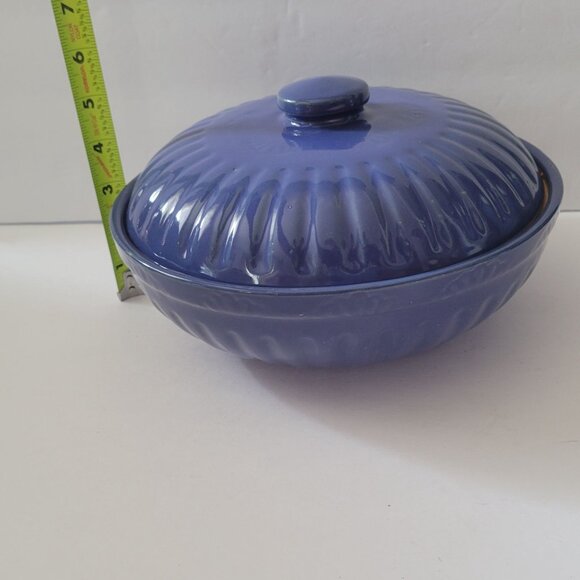 Vintage Blue Ceramic Covered Casserole Dish Made In USA - Picture 11 of 11